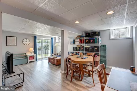 676 Windsor Dr, Westminster, MD 21158 photo 32