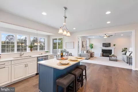 465 Orange Tree Ln, Westminster, MD 21157