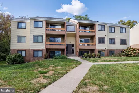 1002 Scarlet Oak Ct #1D, Hampstead, MD 21074