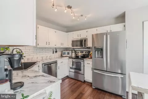 Kitchen - 67 Sable Ct, Westminster, MD 21157 photo 1 of 6