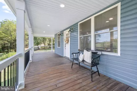 1847 Fairmount Rd, Hampstead, MD 21074 photo 3