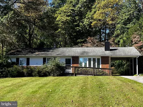3520 Westview Rd, Westminster, MD 21157 photo 2