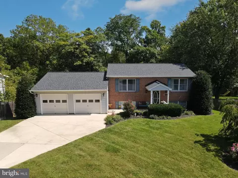 1014 Westward Dr, Mount Airy, MD 21771