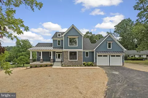 1849 Dennings Rd, New Windsor, MD 21776