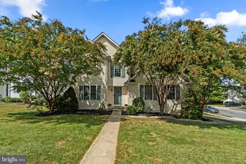 814 Wellesley Ct, Hampstead, MD 21074