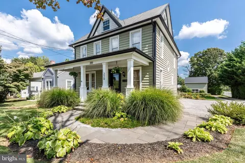 220 Pennsylvania Ave, Westminster, MD 21157