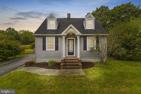346 Ridge Rd, Westminster, MD 21157
