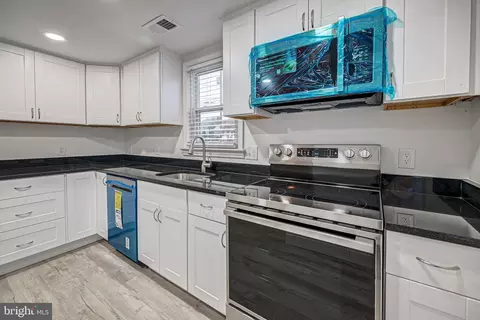 1435 Fairmount Rd, Hampstead, MD 21074 photo 8