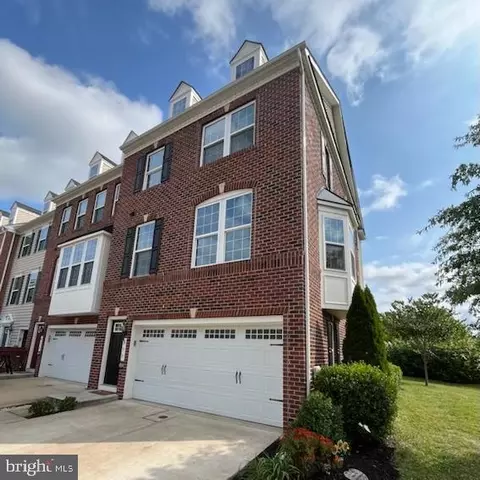 911 Magnolia Blossom Ct, Sykesville, MD 21784
