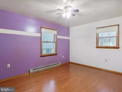 Bedroom - 441 Warfieldsburg Rd, Westminster, MD 21157 photo 3 of 6