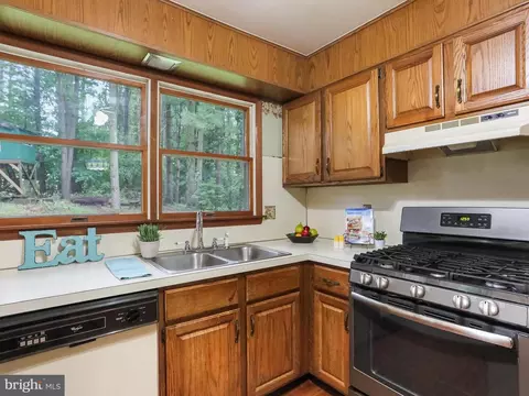 Kitchen - 441 Warfieldsburg Rd, Westminster, MD 21157 photo 2 of 4