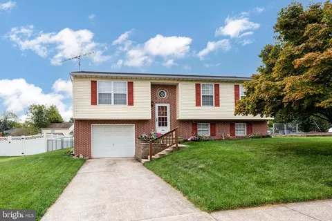102 George St, Taneytown, MD 21787