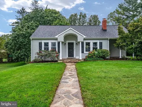 733 Central Ave, Sykesville, MD 21784