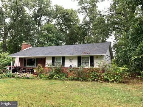 3508 Schaefer Dr, Hampstead, MD 21074