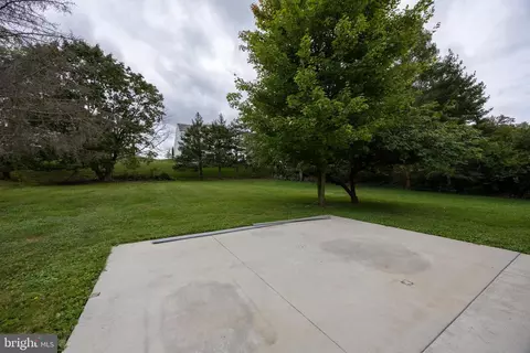 Exterior - 507 Mark Dr, Westminster, MD 21157 photo 5 of 8