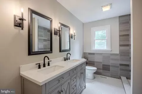 Bath - 507 Mark Dr, Westminster, MD 21157 photo 1 of 5