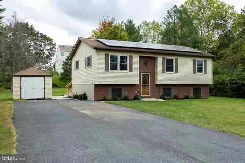 507 Mark Dr, Westminster, MD 21157