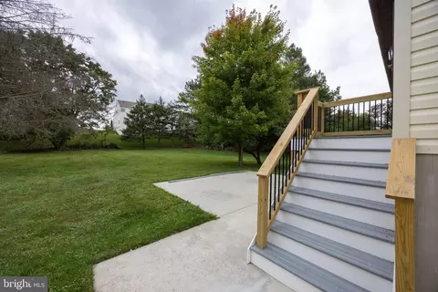 Exterior - 507 Mark Dr, Westminster, MD 21157 photo 4 of 8