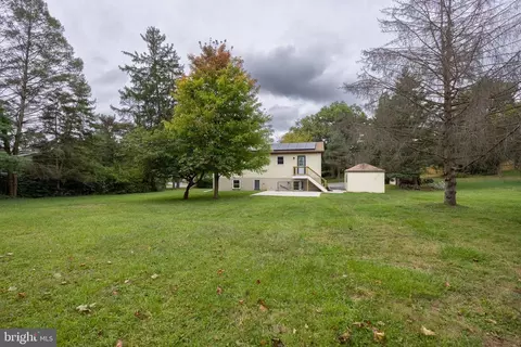 Exterior - 507 Mark Dr, Westminster, MD 21157 photo 7 of 8