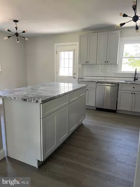 Kitchen - 507 Mark Dr, Westminster, MD 21157 photo 1 of 2