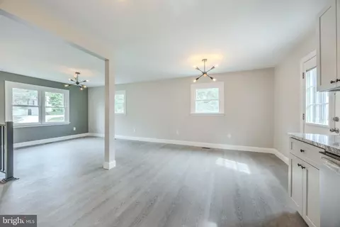 Living - 507 Mark Dr, Westminster, MD 21157 photo 3 of 3