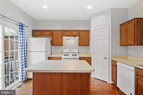 22 Reading Ct, Mount Airy, MD 21771 photo 9