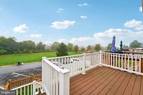 Exterior - 1798 Upper Forde Ln, Hampstead, MD 21074 photo 5 of 7
