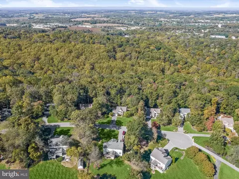 View/Area - 878 Backbone Ct, Westminster, MD 21157 photo 1 of 10