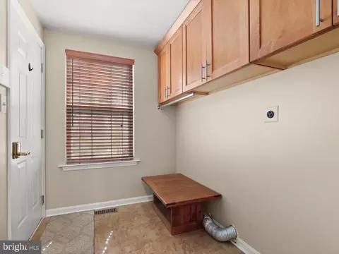 Entry Way - 878 Backbone Ct, Westminster, MD 21157 photo 5 of 10