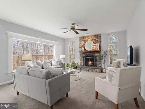 Living - 878 Backbone Ct, Westminster, MD 21157 photo 5 of 7