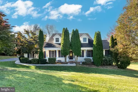 271 Reams Dr, Westminster, MD 21158