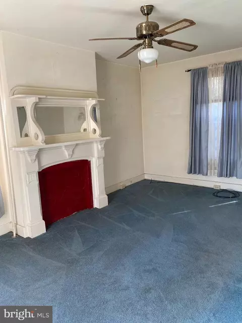 Living - 4 Whyte St, Union Bridge, MD 21791 photo 3 of 4
