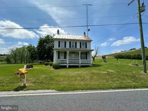 727 Pleasant Valley Rd, Westminster, MD 21158