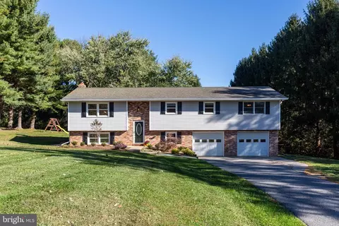 1202 Frizzell Rd, Westminster, MD 21157