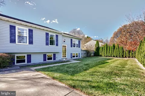 743 Obrecht Rd, Sykesville, MD 21784