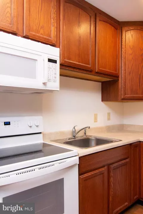 913 Clearview Ave, Hampstead, MD 21074 photo 7