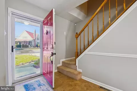 Entry Way - 1427 Fairmount Rd, Hampstead, MD 21074 photo 1 of 7