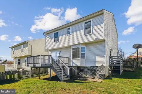 Exterior - 1427 Fairmount Rd, Hampstead, MD 21074 photo 2 of 3