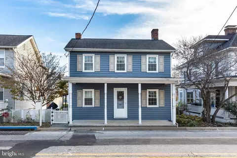 307 Main St, New Windsor, MD 21776