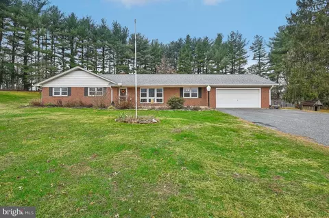 7546 Old Washington Rd, Woodbine, MD 21797
