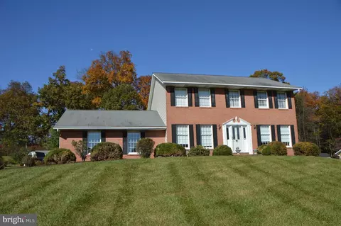 5068 Amantea Way, Sykesville, MD 21784