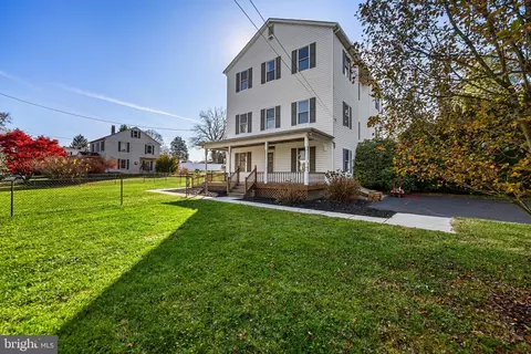 7210 Springfield Ave, Sykesville, MD 21784