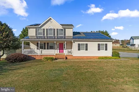 2690 Leslie Rd, Mount Airy, MD 21771
