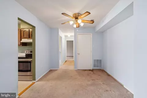 1004 Scarlet Oak Ct #1C, Hampstead, MD 21074 photo 5