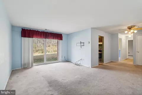 1004 Scarlet Oak Ct #1C, Hampstead, MD 21074 photo 4