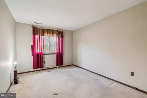 1004 Scarlet Oak Ct #1C, Hampstead, MD 21074 photo 9