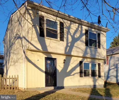 3068 Monroe St, Manchester, MD 21102