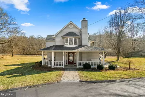 133 Schoolhouse Rd, Sykesville, MD 21784