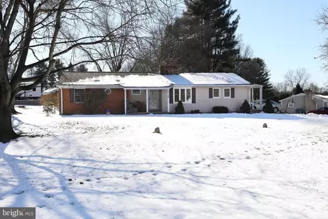 2125 Carroll Dale Rd, Sykesville, MD 21784