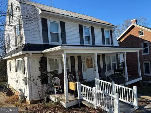 18 George St, Westminster, MD 21157